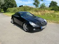 Gebraucht Mercedes SLK300 231 PS (169 kW) 2010 Schwarz Cabrio