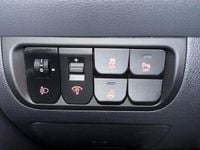 Second-hand Kia Rio 86 CP (63 kW) 2013 Roșu Hatchback