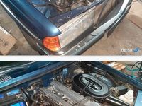 Gebraucht Mercedes E280 185 PS (136 kW) 1981 Blau Limousine