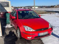 Gebraucht Ford Focus Ghia 101 PS (74 kW) 2003 Rot Kombi