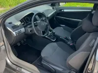 Gebraucht Opel Astra GTC 116 PS (85 kW) 2010 Grau Coupé