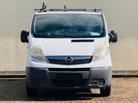 Gebraucht Opel Vivaro 114 PS (83 kW) 2013 Weiß Van / Kleinbus