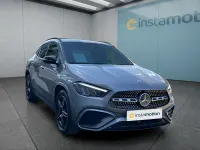 Gebraucht Mercedes GLA220 190 PS (139 kW) 2024 Grau SUV