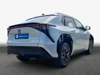 Neu Toyota bZ4X 164 kW (224 PS) 2026 Platinum white pearl SUV