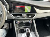 Gebraucht Alfa Romeo Giulia Tech Edition 190 PS (139 kW) 2019 Nero vulcano metallic (metallic) Limousine