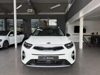 Gebraucht Kia Stonic Spirit 120 PS (88 kW) 2021 Schwarz SUV