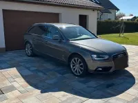 Gebraucht Audi A4 Ambiente 177 PS (130 kW) 2014 Grau Kombi