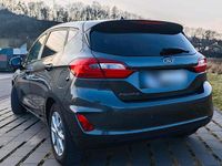 Gebraucht Ford Fiesta Titanium 100 PS (73 kW) 2017 Grau Kleinwagen