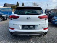 Gebraucht Hyundai Tucson 136 PS (100 kW) 2016 Weiß SUV