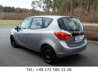 Gebraucht Opel Meriva Edition 101 PS (74 kW) 2012 Silber Van / Kleinbus
