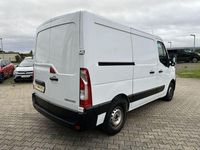 Gebraucht Renault Master Basis 135 PS (99 kW) 2021 Mineralweiß Van