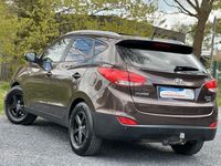 gebraucht Hyundai ix35 Premium 2.0 CRDI 4WD*Automatik*Panorama*TÜV