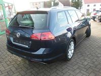 Gebraucht VW Golf VII Highline 125 PS (91 kW) 2015 Blau Limousine