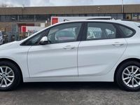 gebraucht BMW 218 Active Tourer *1-HAND*PANORAMA*NAVI*LED*PDC*