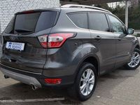 Gebraucht Ford Kuga Titanium 150 PS (110 kW) 2017 Grau SUV
