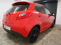 Gebraucht Mazda 2 Inclusive 102 PS (75 kW) 2014 Rot Limousine