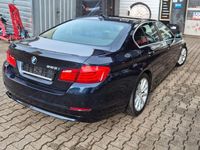 Gebraucht BMW 523 204 PS (150 kW) 2010 Blau Limousine