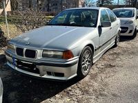 Gebraucht BMW 320 150 PS (110 kW) 1997 Silber Limousine