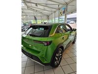 Gebraucht Opel Mokka-e Elegance 100 kW (136 PS) 2022 Mamba green met (metallic) SUV