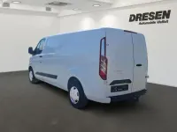 Gebraucht Ford 300 Trend 131 PS (96 kW) 2022 Weiss Limousine