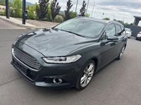 Gebraucht Ford Mondeo Titanium 225 PS (165 kW) 2016 Grün Kombi