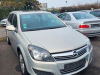 Gebraucht Opel Astra Edition 90 PS (66 kW) 2010 Grau Kombi