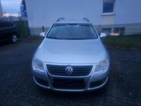 Gebraucht VW Passat 140 PS (102 kW) 2011 Silber Kombi