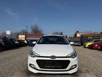 Gebraucht Hyundai i20 Sport 75 PS (55 kW) 2017 Weiß Limousine