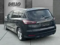 Gebraucht Ford S-MAX Titanium 241 PS (177 kW) 2018 Iridiumschwarz metallic Van / Kleinbus