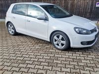 Gebraucht VW Golf VI Team 122 PS (89 kW) 2011 Weiß Kleinwagen