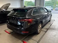 Gebraucht Skoda Octavia First Edition 110 PS (80 kW) 2021 Schwarz Kombi
