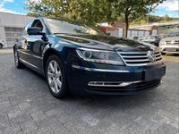 Second-hand VW Phaeton 239 CP (175 kW) 2013 Albastru Berlinǎ