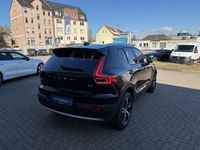 Gebraucht Volvo XC40 Core 163 PS (119 kW) 2025 Schwarz SUV