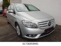 Gebraucht Mercedes B180 122 PS (89 kW) 2012 Silber Van / Kleinbus