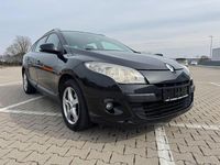 Gebraucht Renault Mégane III Expression 131 PS (96 kW) 2010 Schwarz Limousine