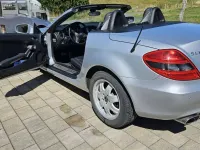 Gebraucht Mercedes SLK200 Edition 184 PS (135 kW) 2010 Silber Cabrio