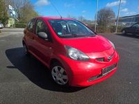 Gebraucht Toyota Aygo Basis 68 PS (50 kW) 2008 Rot Kleinwagen