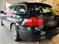 Gebraucht BMW 318 146 PS (107 kW) 2012 Schwarz Kombi