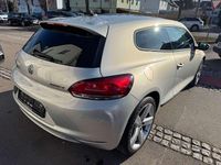 Gebraucht VW Scirocco 122 PS (89 kW) 2011 Silver leaf white gold Coupé