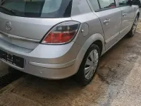 Gebraucht Opel Astra 90 PS (66 kW) 2007 Silber Kleinwagen