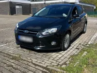 Gebraucht Ford Focus Trend 150 PS (110 kW) 2011 Schwarz Limousine