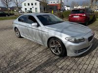 Gebraucht BMW 520 163 PS (119 kW) 2011 Silber Limousine