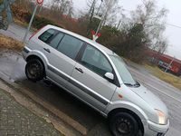 Gebraucht Ford Fusion 80 PS (58 kW) 2011 Silber Kleinwagen