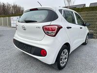 Gebraucht Hyundai i10 Select 67 PS (49 kW) 2018 Weiß Kleinwagen