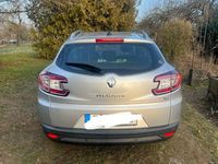 Używany Renault Mégane III Initiale Paris 132 KM (97 kW) 2014 Szary Sedan/Limuzyna