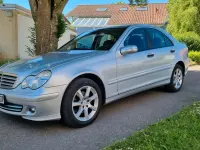 Gebraucht Mercedes C180 143 PS (105 kW) 2006 Silber Limousine