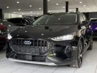 Gebraucht Ford Focus Active X 155 PS (114 kW) 2023 Schwarz Kombi