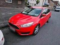 Gebraucht Ford Focus 125 PS (91 kW) 2015 Rot Kombi