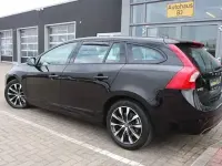 Gebraucht Volvo V60 Linje Svart 150 PS (110 kW) 2017 Schwarz Kombi