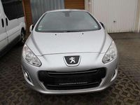 Gebraucht Peugeot 308 CC Active+ 156 PS (114 kW) 2013 Silber Cabrio